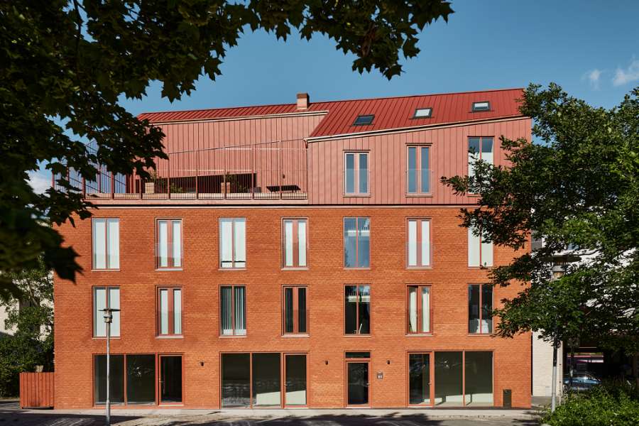 Atypische Asymmetrie mit Stahl ganz oben, Bjerggade 2, 4600 Køge